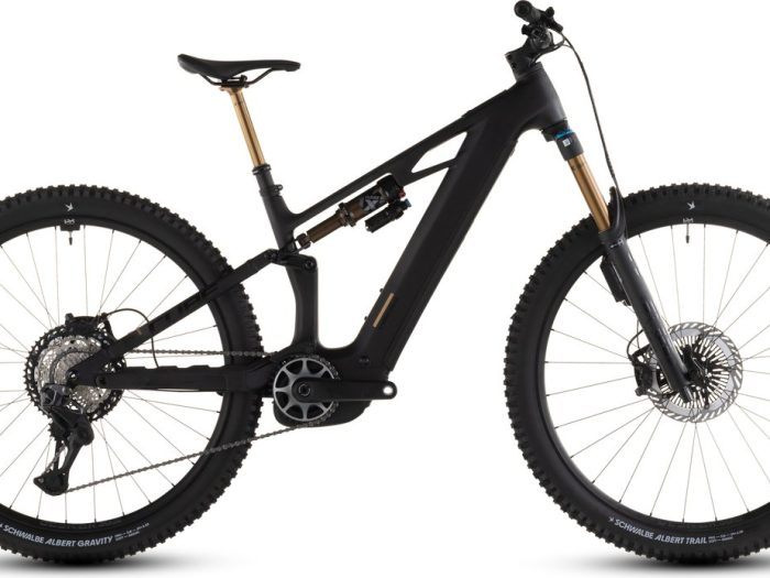 Cube Stereo Hybrid ONE44 HPC AT 800 carbon´n´gold