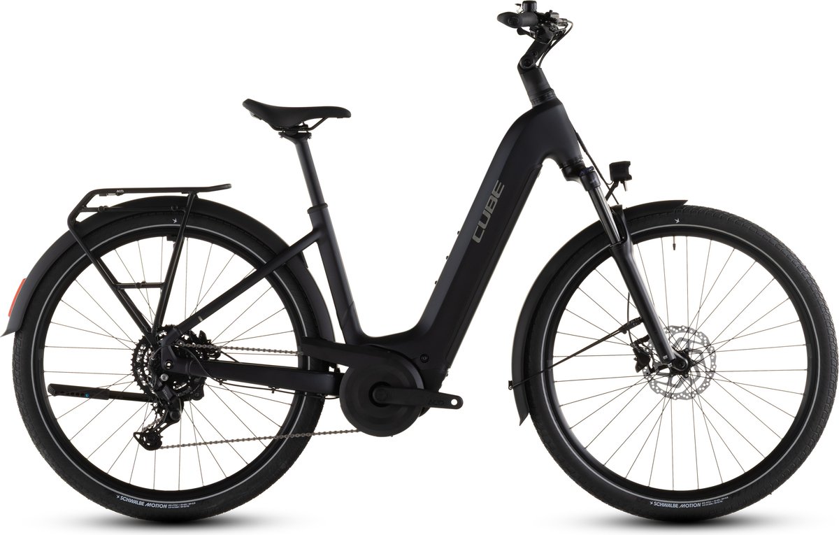 CUBE TOURING HYBRID ONE 600 – Easy Entry – Trekking E-Bike – 2026 – coal / chrome