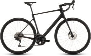 Cube Attain C:62 Race blackline